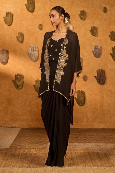 Buy Masaba Black Crepe Foil Printing, Embroidery Open Neck, Heartbeat Draped Cape Set Buy_Masaba_Black Crepe Foil Printing, Embroidery Open Neck, Heartbeat Draped Cape Set