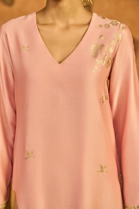 Shop Masaba Pink Chanderi Foil Printing, Embroidery V-neck Baby Crane Dawn Kurta And Pant Set Online at Aza Fashions Shop_Masaba_Pink Chanderi Foil Printing, Embroidery V-neck Baby Crane Dawn Kurta And Pant Set _Online_at_Aza_Fashions
