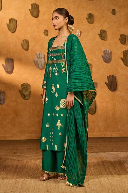 Masaba_Green Silk, Shantoon Foil Printing, Embroidery, Lace, Folkstone Kurta Pant Set _Online_at_Aza_Fashions