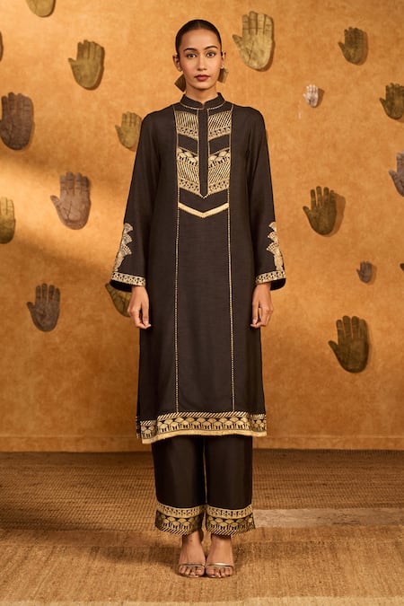 Buy Masaba Black Silk, Organza Embroidery, Gota Patti, Foil Vase Kurta And Culotte Set Online at Aza Fashions Buy_Masaba_Black Silk, Organza Embroidery, Gota Patti, Foil Vase Kurta And Culotte Set _Online_at_Aza_Fashions