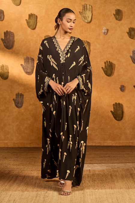 Masaba_Black Crepe, Silk Foil Printing V-neck Cherry Vine Kaftan _Online_at_Aza_Fashions