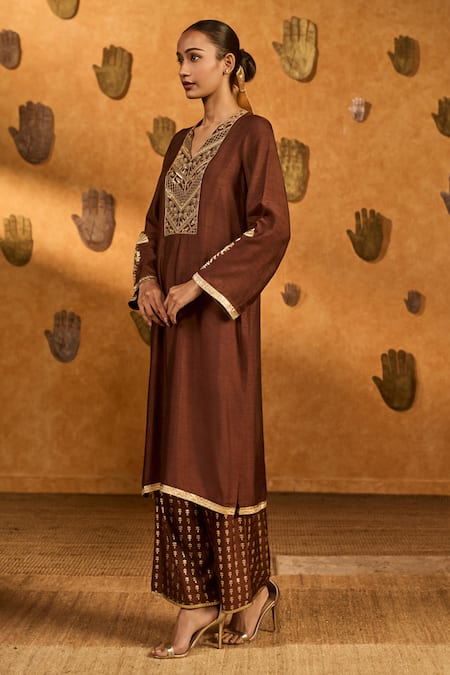 Masaba_Brown Silk Embroidery, Gota Patti V-neck Sepia Cherry Vine Kurta And Pant Set _Online_at_Aza_Fashions