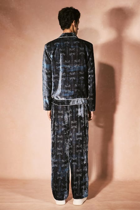 Nirmooha Midnight Monogram Set 