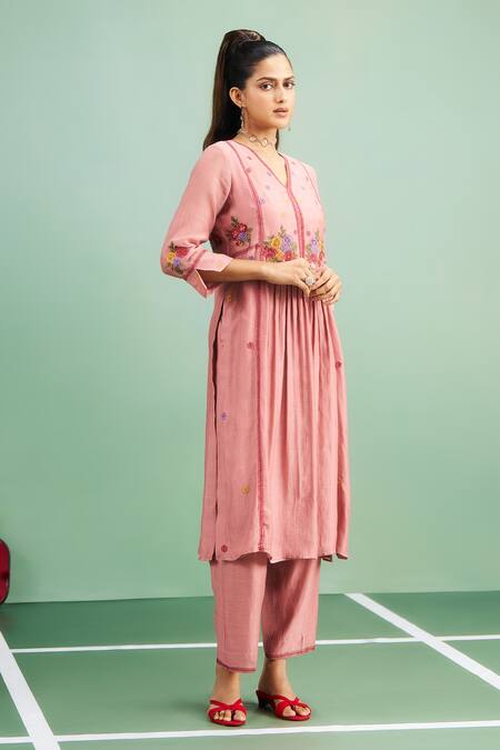 Shop_Purple Patch_Pink Chanderi Silk, Shantoon Embroidery V-neck Begonia Kurta And Pant Set _Online_at_Aza_Fashions