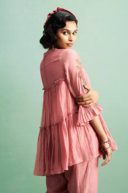 Buy_Purple Patch_Pink Chanderi Silk, Shantoon Embroidery Split Peony Peplum Top And Pant Set 