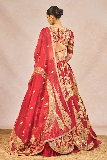 Shop Masaba Red Silk, Satin, Organza Mehakasa Paigaam 12 Kalis Bridal Lehenga Set at Aza Fashions Shop_Masaba_Red Silk, Satin, Organza Mehakasa Paigaam 12 Kalis Bridal Lehenga Set _at_Aza_Fashions