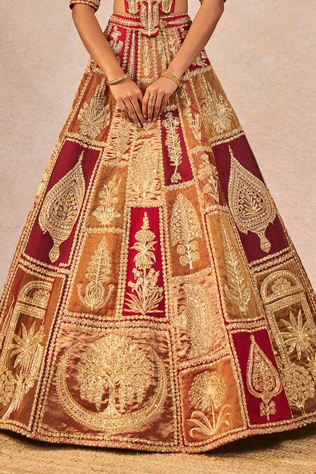 Buy_Masaba_Red Tissue, Organza Embroidery, Zari, Dil Ke Pass 12 Kalis Bridal Lehenga Set 