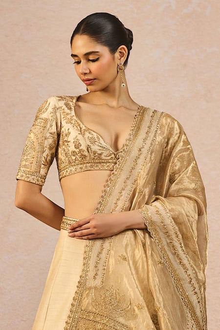 Masaba_Ivory Tissue, Organza Embroidery, Patchwork, Namkeen 12 Kalis Lehenga Set _Online_at_Aza_Fashions