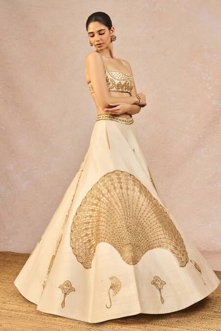 Buy_Masaba_Ivory Tissue, Organza Embroidery, Patchwork, Pehli Kiran 12 Kalis Lehenga Set 