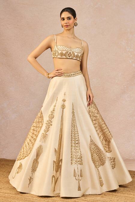 Buy_Masaba_Ivory Tissue, Organza Embroidery, Pehli Kiran 12 Kalis Bridal Lehenga Set 