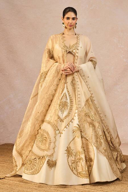 Masaba Ivory Silk, Tissue, Organza Embroidery, Noor Ban Gaye Bridal Lehenga Set Online at Aza Fashions Masaba_Ivory Silk, Tissue, Organza Embroidery, Noor Ban Gaye Bridal Lehenga Set _Online_at_Aza_Fashions