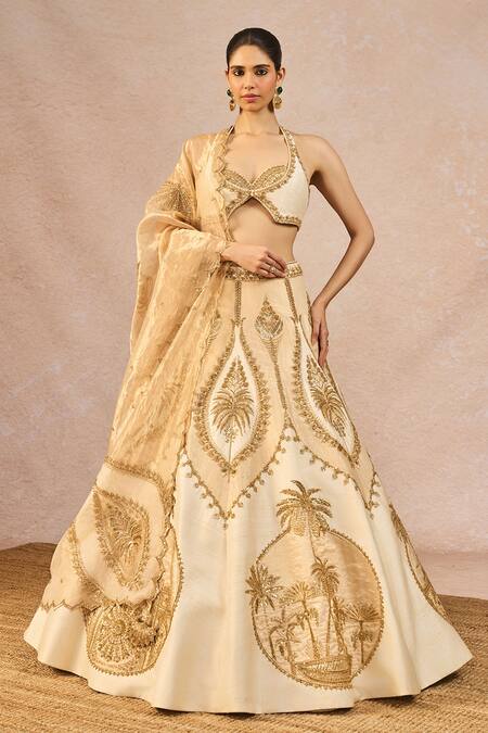 Masaba Ivory Silk, Tissue, Organza Embroidery, Noor Ban Gaye Bridal Lehenga Set at Aza Fashions Masaba_Ivory Silk, Tissue, Organza Embroidery, Noor Ban Gaye Bridal Lehenga Set _at_Aza_Fashions