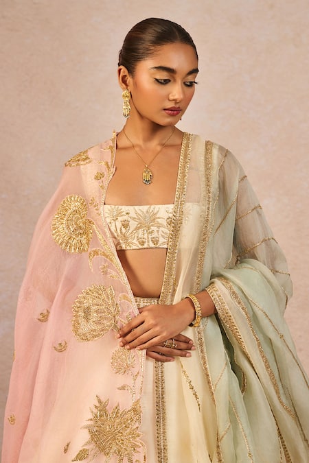 Buy_Masaba_Ivory Silk, Organza Patchwork, Embroidery, Mahek Ti Hui Chandni Lehenga Set 