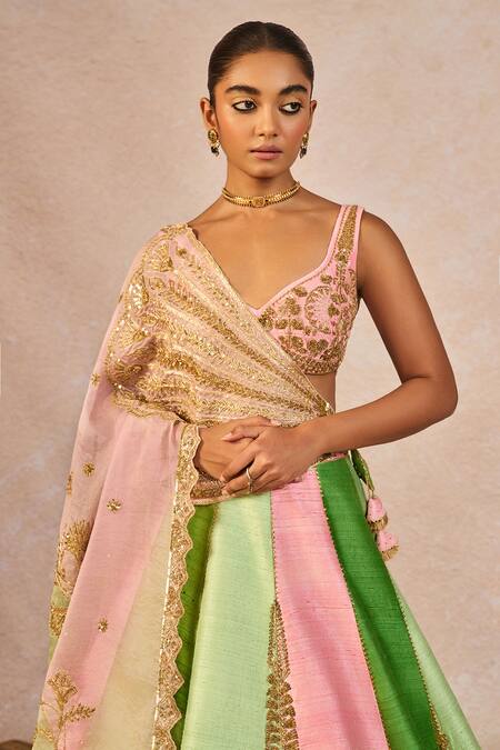 Masaba Pink Silk, Organza, Tissue Embroidery, Gulposh 12 Kalis Pankha Lehenga Set Online at Aza Fashions Masaba_Pink Silk, Organza, Tissue Embroidery, Gulposh 12 Kalis Pankha Lehenga Set _Online_at_Aza_Fashions