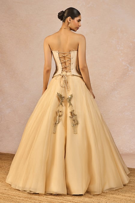 Shop Masaba Ivory Organza, Silk Embroidery, Zari, Pearls Tera Khayal 12 Kalis Lehenga Set Online at Aza Fashions Shop_Masaba_Ivory Organza, Silk Embroidery, Zari, Pearls Tera Khayal 12 Kalis Lehenga Set _Online_at_Aza_Fashions