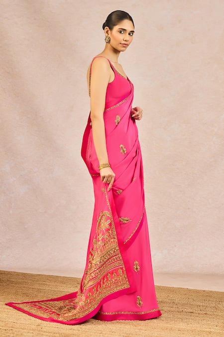 Buy_Masaba_Pink Crepe Embroidery, Zari Leaf Neck Patakha Saree With Blouse 