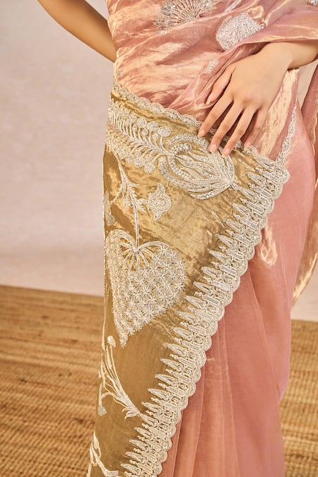 Buy_Masaba_Blush Tissue Embroidery, Zari, Tassels V-neck Chandni Saree With Bustier 