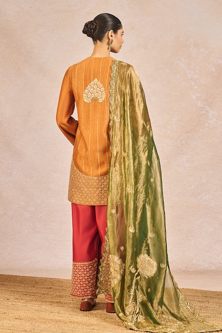 Masaba Garam Masala Embroidered Kurta Set 