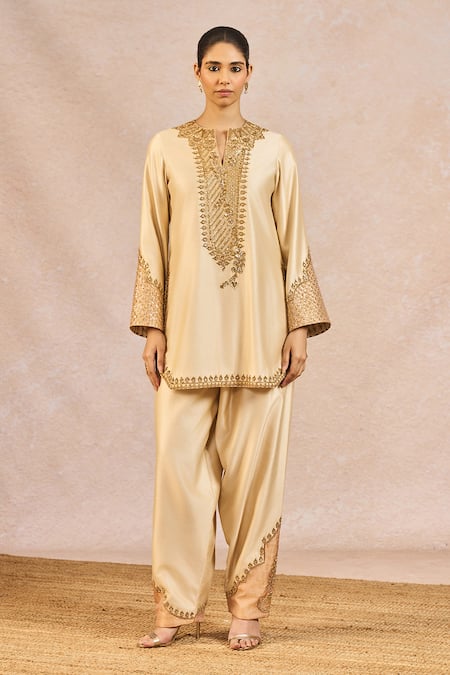 Shop_Masaba_Ivory Silk, Organza Embroidery, Zari, Patchwork Noor Ban Gye Kurta Salwar Set _Online_at_Aza_Fashions