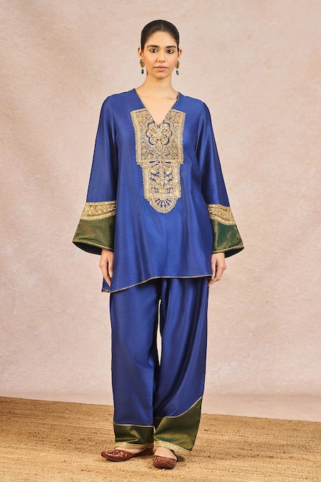 Masaba_Blue Chanderi, Organza Embroidery, Patchwork, Lace, Dil Jaanta Hai Kurta Set _at_Aza_Fashions