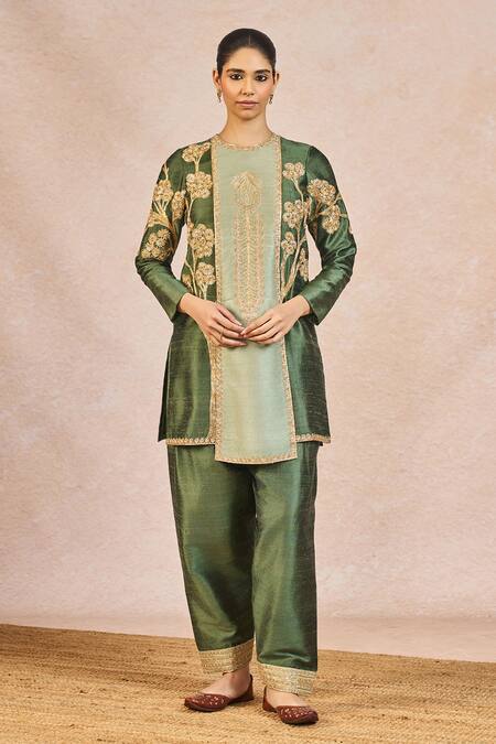 Masaba Green Silk, Organza Embroidery, Cut Work Round Neck Jaise Koi Sapna Kurta Set at Aza Fashions Masaba_Green Silk, Organza Embroidery, Cut Work Round Neck Jaise Koi Sapna Kurta Set _at_Aza_Fashions