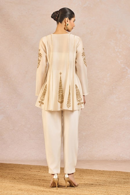 Buy Masaba Ivory Chanderi, Tissue Embroidery, Cut Work, Pehli Kiran Peplum Kurta Set Buy_Masaba_Ivory Chanderi, Tissue Embroidery, Cut Work, Pehli Kiran Peplum Kurta Set