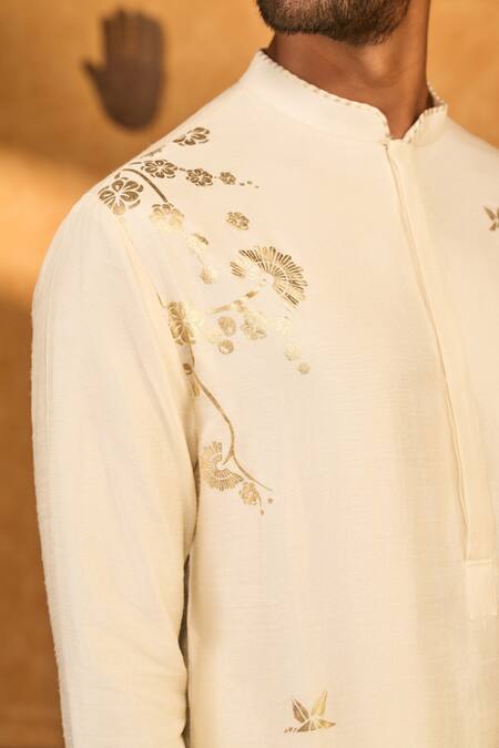 Buy_Masaba_Ivory Silk, Shantoon Foil Printing Crane Dawn Kurta Set _Online_at_Aza_Fashions