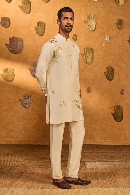 Masaba_Ivory Silk, Shantoon Foil Printing Crane Dawn Kurta Set _at_Aza_Fashions