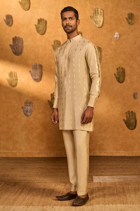 Buy Masaba Beige Silk Foil Printing Littile Pots Kurta Set Online at Aza Fashions Buy_Masaba_Beige Silk Foil Printing Littile Pots Kurta Set_Online_at_Aza_Fashions