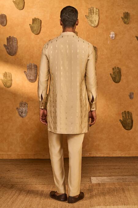 Shop Masaba Beige Silk Foil Printing Littile Pots Kurta Set at Aza Fashions Shop_Masaba_Beige Silk Foil Printing Littile Pots Kurta Set_at_Aza_Fashions