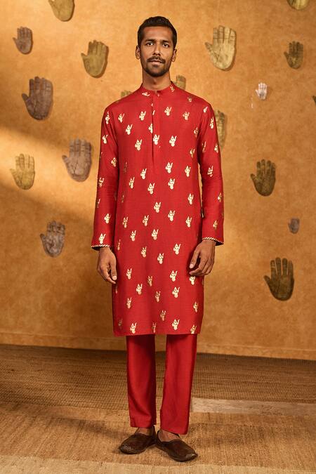 Masaba_Red Silk Foil Printing Whispering Leaf Kurta Set _at_Aza_Fashions