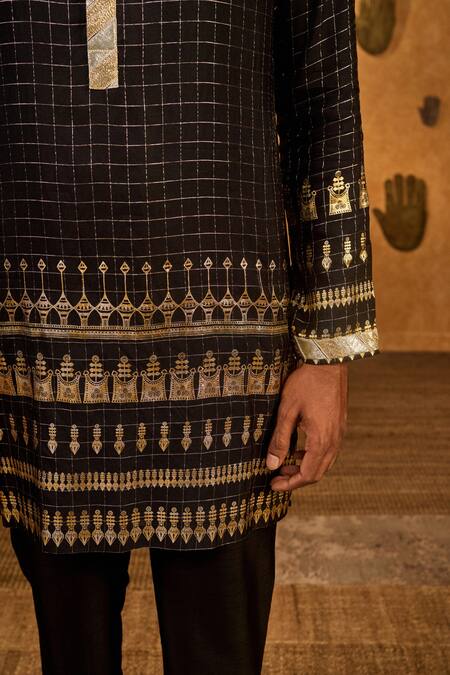 Masaba_Black Foil Printing Midas Touch Kurta With Pant_at_Aza_Fashions