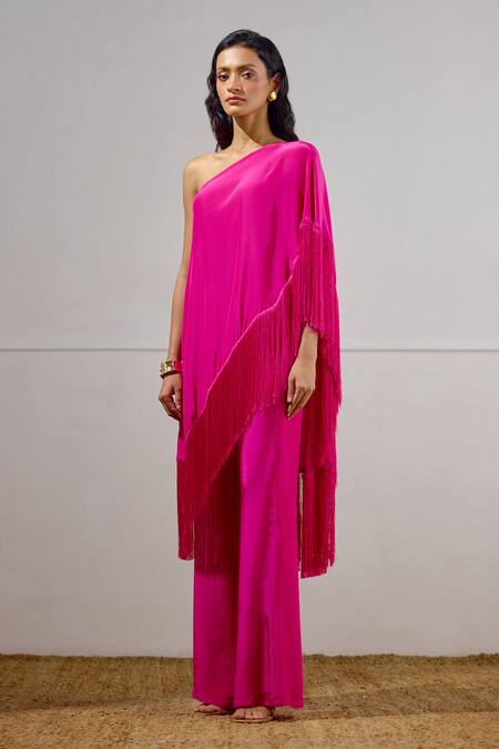 Lavanya Ahuja_Pink Crepe One Shoulder Sea Sprite Cape Set _Online_at_Aza_Fashions