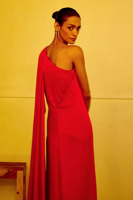 Lavanya Ahuja Red Satin, Georgette One Shoulder Unfurl Saree Gown at Aza Fashions Lavanya Ahuja_Red Satin, Georgette One Shoulder Unfurl Saree Gown _at_Aza_Fashions