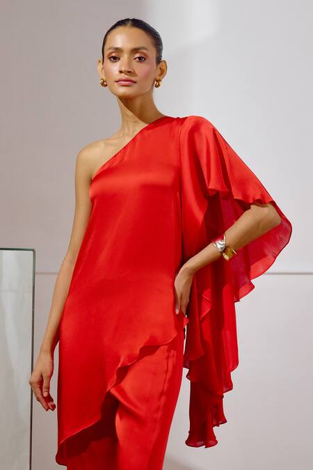 Lavanya Ahuja_Red Satin, Georgette One Shoulder Billow Asymmetrical Tunic And Pant Set _Online_at_Aza_Fashions