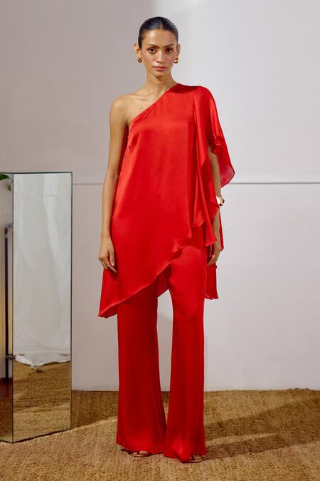 Lavanya Ahuja_Red Satin, Georgette One Shoulder Billow Asymmetrical Tunic And Pant Set _at_Aza_Fashions