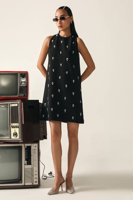 House Of Zeniaa Black Crepe Embroidery Round Neck Ellie Dress