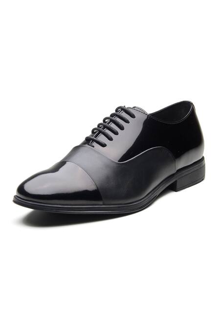 Buy_Dang Shoes_Black Powerplay Leather Shoes _Online_at_Aza_Fashions