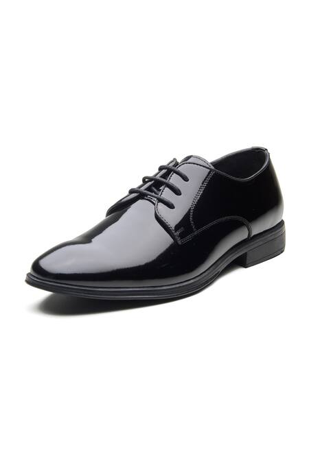 Buy_Dang Shoes_Black Titan Leather Shoes _Online_at_Aza_Fashions