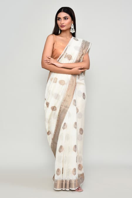 Naintara Bajaj_Off White Silk Zari Butti Woven Pattern Saree With Running Blouse _Online_at_Aza_Fashions