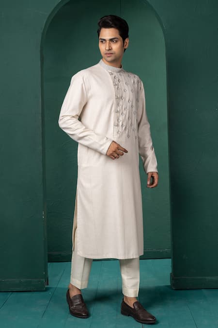 Buy_Minikin_Off White Silk Embroidery Geometric Pattern Kurta Set _Online_at_Aza_Fashions