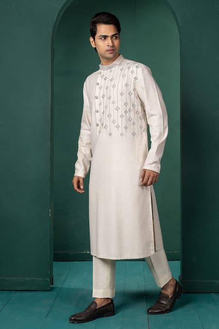 Shop_Minikin_Off White Silk Embroidery Geometric Pattern Kurta Set _Online_at_Aza_Fashions