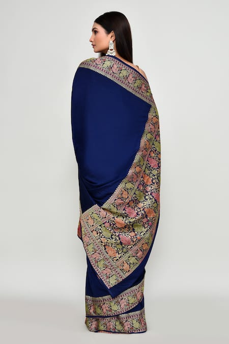 Naintara Bajaj Floral Woven Pattern Saree With Running Blouse 