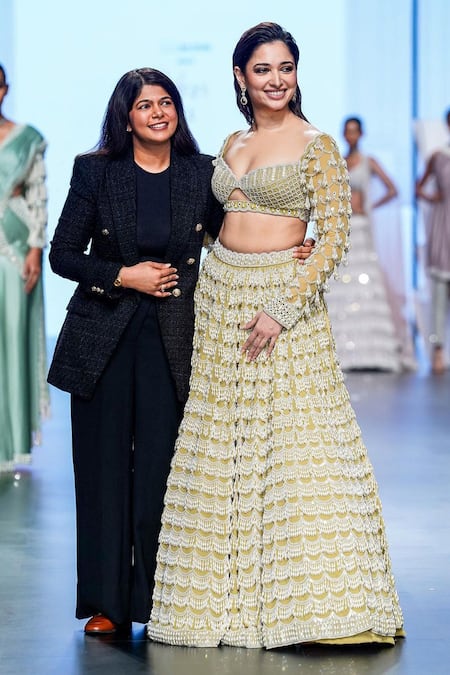 Buy_Vvani By Vani Vats_Green Georgette, Net Pearls Scalloped Chandelier Embellished Bridal Lehenga Set 