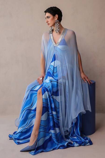 Pallavi Jaipur_Sky Blue Silk V-neck High Cape And Dress Set _at_Aza_Fashions