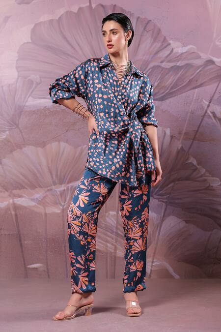 Buy_Pallavi Jaipur_Blue Silk Collared Prussian Chatterjee Pant Set _Online_at_Aza_Fashions