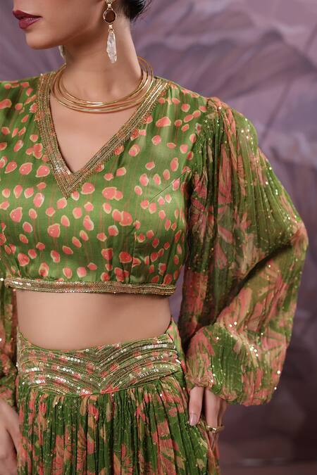 Buy_Pallavi Jaipur_Green Silk, Chiffon Sequins, Embroidery Avacado Phool Bazar Top And Skirt Set 
