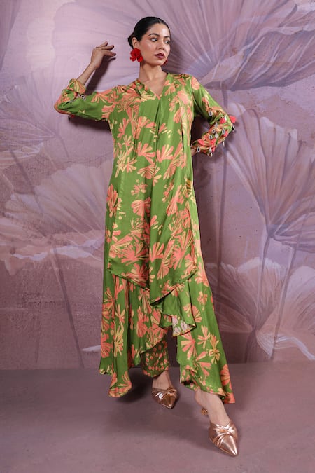 Pallavi Jaipur_Green Silk Tassels, Mirrors V-neck Ballygunge Avacado Tunic With Pant _at_Aza_Fashions