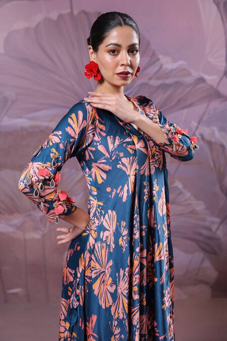 Pallavi Jaipur_Blue Silk Mirrors, Tassels V-neck Ballygunge Prussian Tunic With Pant _at_Aza_Fashions