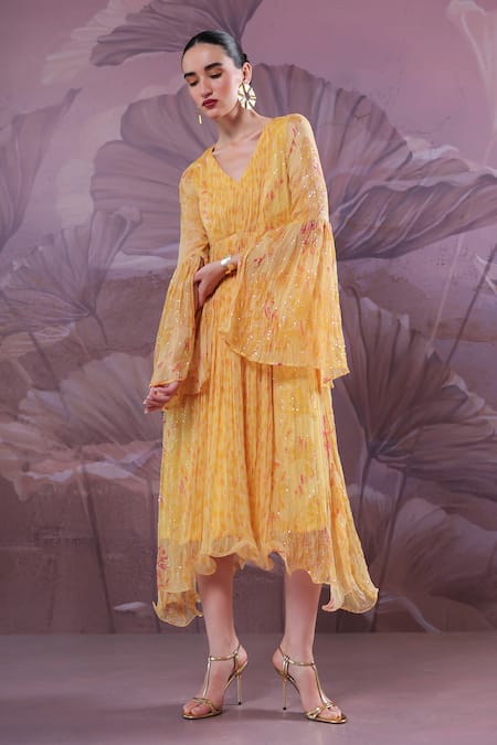 Pallavi Jaipur_Yellow Chiffon Sequins V-neck Butter Sandesh Dress _Online_at_Aza_Fashions